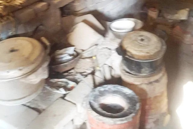 “老(lǎo)有(yǒu)所衣,傳遞孝心”好(hǎo)孝心人(rén)為(wèi)山(shān)區(qū)獨居老(lǎo)人(rén)盡孝,贈送大(dà)衣過暖冬! “老(lǎo)有(yǒu)所衣,傳遞孝心”好(hǎo)孝心人(rén)為(wèi)山(shān)區(qū)獨居老(lǎo)人(rén)盡孝,贈送大(dà)衣過暖冬!