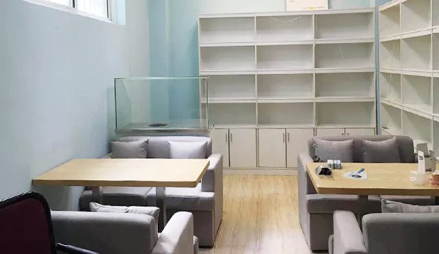 喜訊!貴州省安順市(shì)馬槽社區(qū)居家(jiā)養老(lǎo)服務中心投入運營! 喜訊!貴州省安順市(shì)馬槽社區(qū)居家(jiā)養老(lǎo)服務中心投入運營!