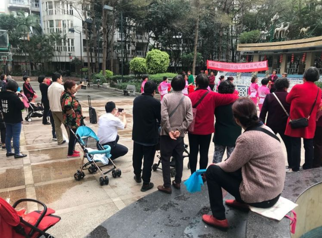 齊聚一(yī)堂歡歡樂(yuè)樂(yuè)元邦社區(qū)鬧元宵