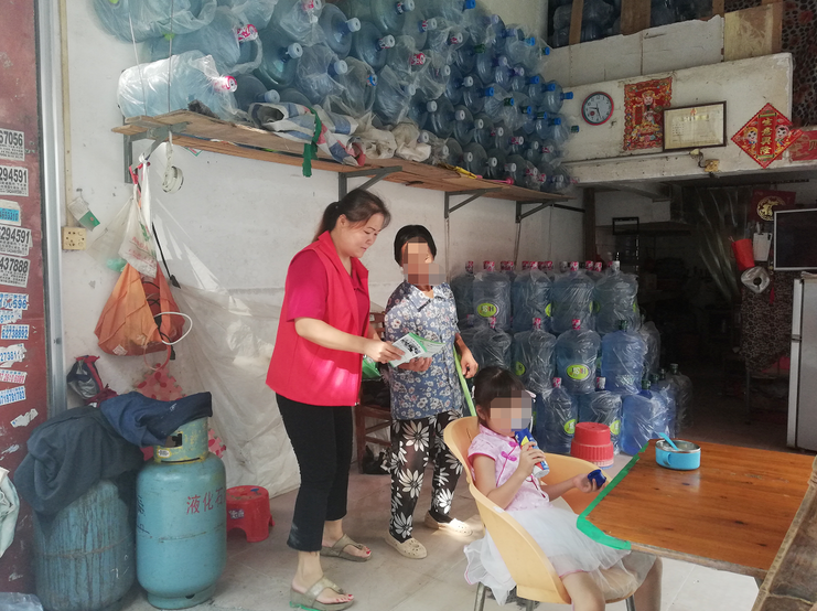 【黃(huáng)石居養】黃(huáng)石街(jiē)開(kāi)展長(cháng)者、重度殘疾人(rén)大(dà)配餐宣傳工(gōng)